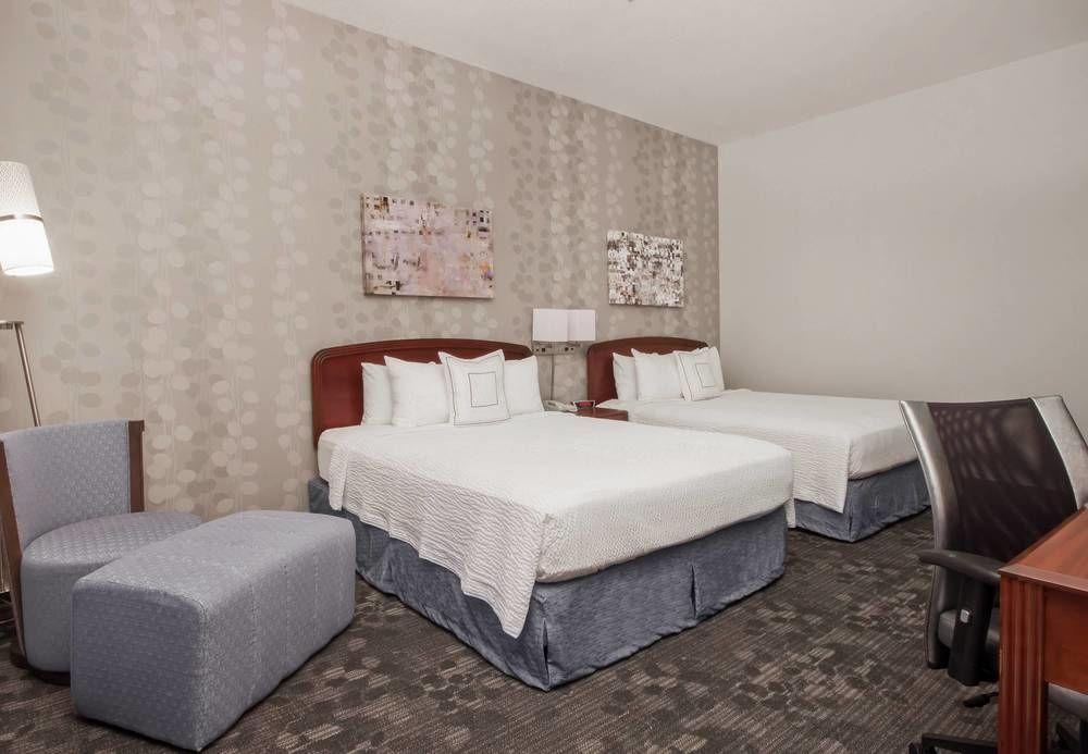 Courtyard By Marriott Palmdale Hotel Luaran gambar